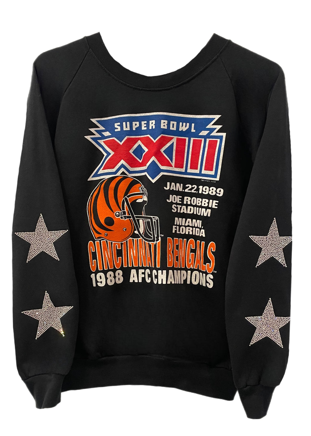 Cincinnati Bengals, NFL One of a KIND Vintage “Rare Find” Sweatshirt with Crystal Star Design