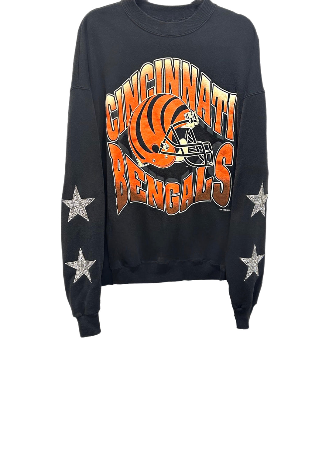 Cincinnati Bengals, NFL One of a KIND Vintage ”Rare Find” Sweatshirt with Crystal Star Design